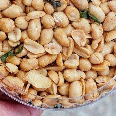 

OBRAL Kacang bawang daun jeruk 1 kg asin gurih mak nyus