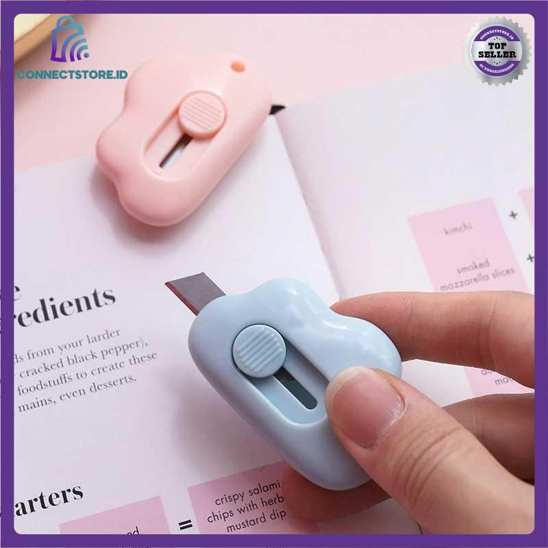 

Pisau Cutter Mini Pemotong Kertas Desain Cloud - Biru