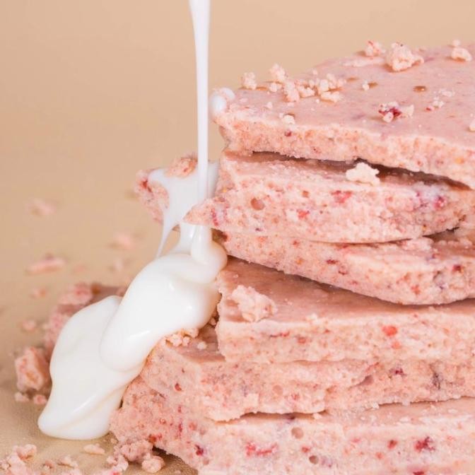 

Produk Baru!! Pipiltin Cocoa Cokelat Cracks - White Chocolate Strawberry