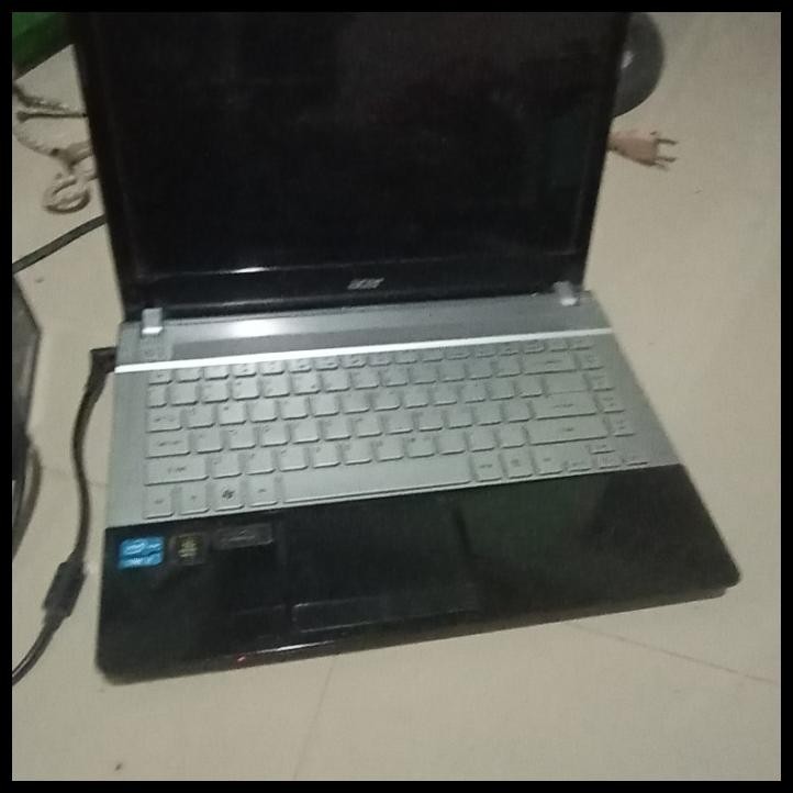 LAPTOP ACER CORE I7 BEKAS