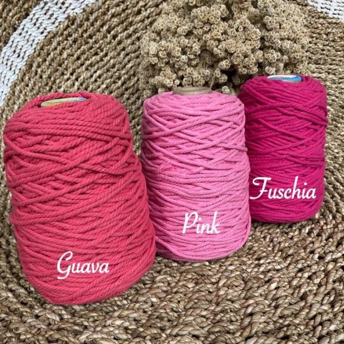 

Benang macrame seri pink, twist 1 kg 4mm