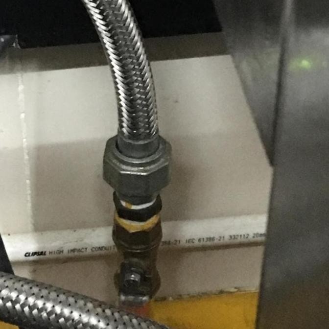 selang gas flexible drat 1/2"  Sale