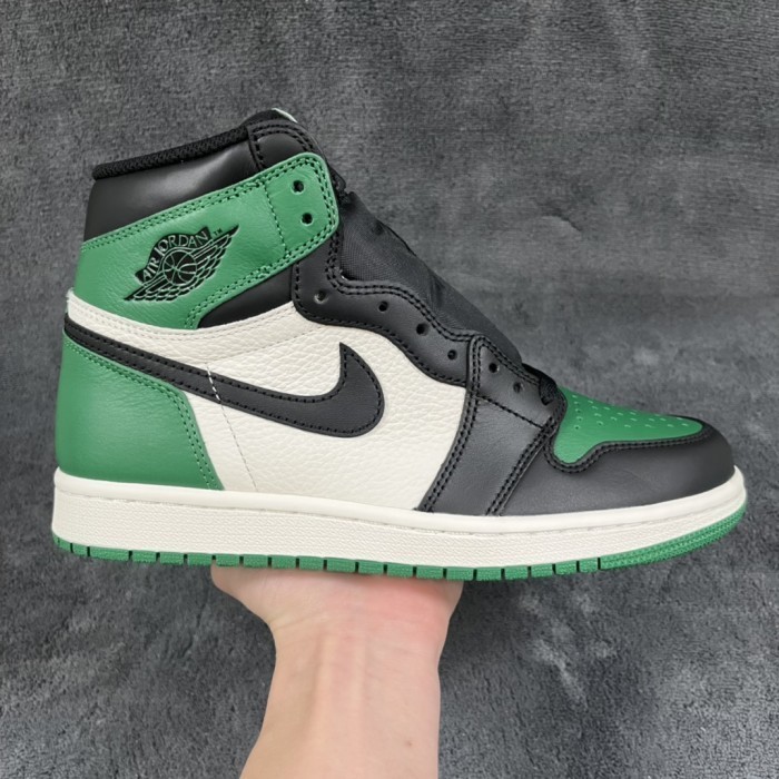 Air Jordan 1 Retro High Pine Green