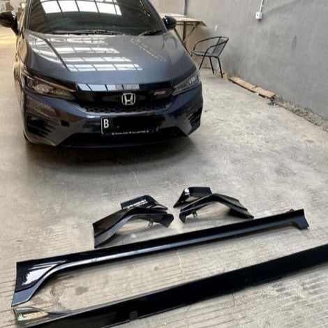 BODYKIT CITY HATCHBACK 2021