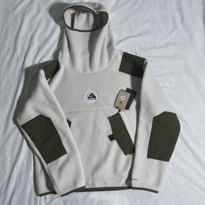 Vintage Nike ACG Ninja Fleece White Sherpa Hoodie