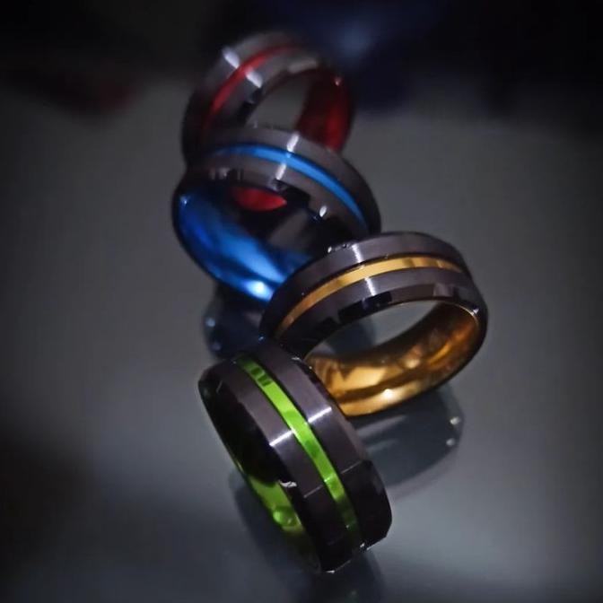

BLUE- NINE WORLDS RING ZIRCONIA BLACK DENGAN RED, BLUE, GOLD, GREEN DAN PURPLE ANODIZED ALUMINIUM CINCIN PRIA WANITA