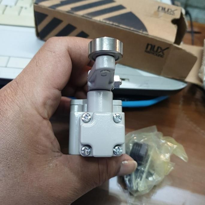 [ Tt88 ] Limit Switch Hy-M908 Hanyoung