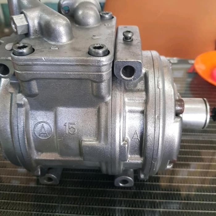 KOMPRESOR AC MOBIL MITSUBISHI LANCER, GALANT, ETERNA, KUDA MERK DENSO