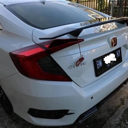 SPOILER CIVIC TURBO.