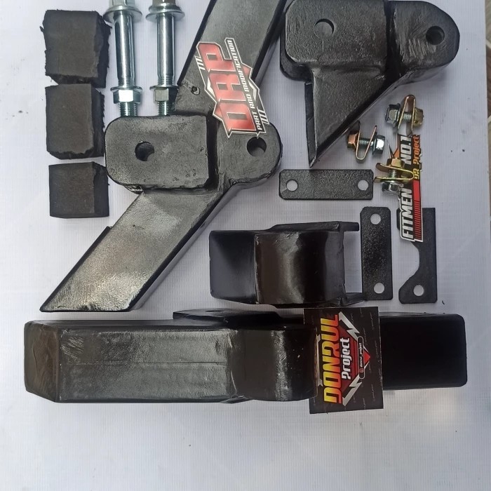 ENGINE MOUNTING ADV 160 PCX 160 VARIO 160 BRACKET MOUNTING ADV 160 PCX 160 VARIO 160 ADAPTOR LONG