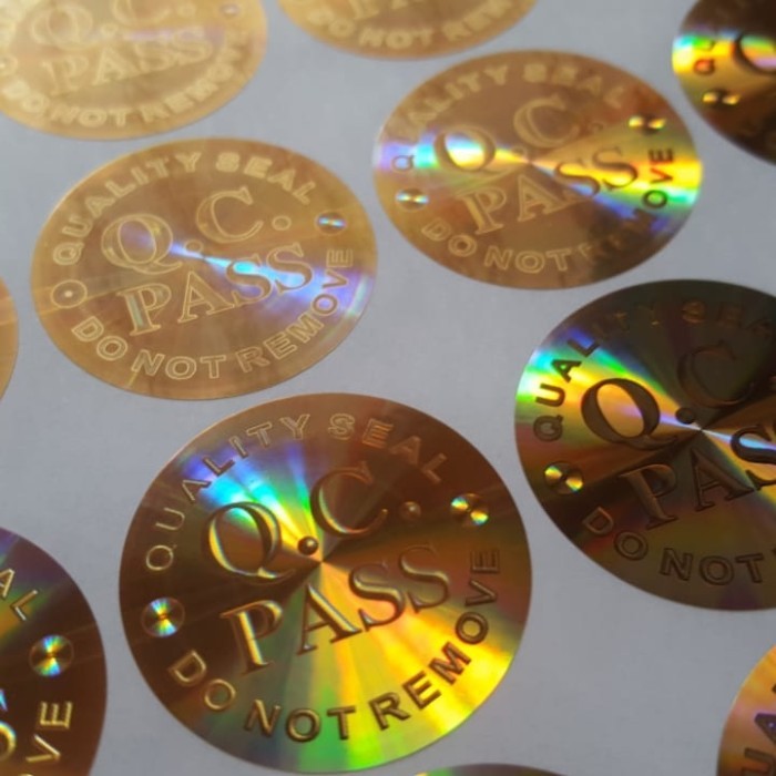 

Paket 550 lbr Stiker Hologram QC Pass Bulat Gold Diameter 3 cm
