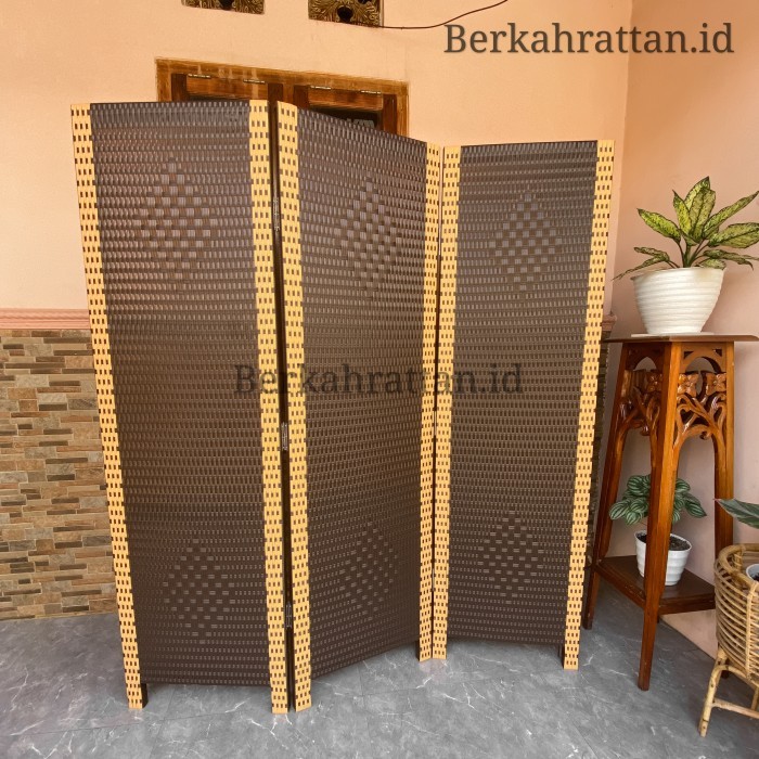 Partisi Sketsel Pembatas Ruangan Portable rotan sintetis 2-4 Pintu