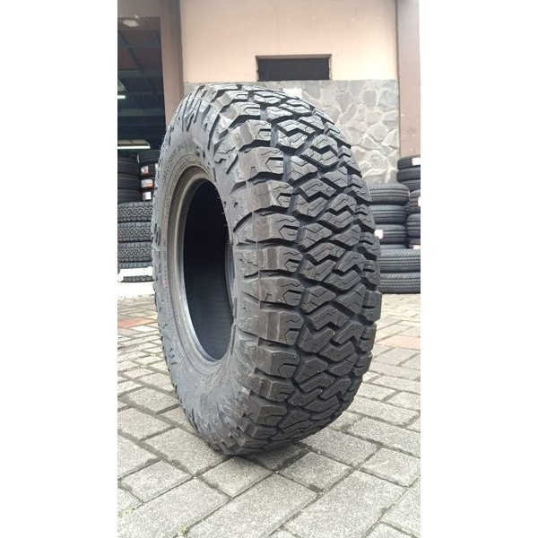 TERUJI PART MOBIL MAXXIS RAZR AT811 265 70 R18 BAN MOBIL