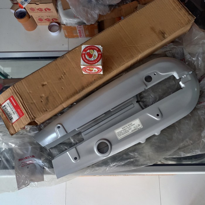 Ketengkas Tutup Rantai Atas Bawah Honda Kirana 125 Ori Original Kpw