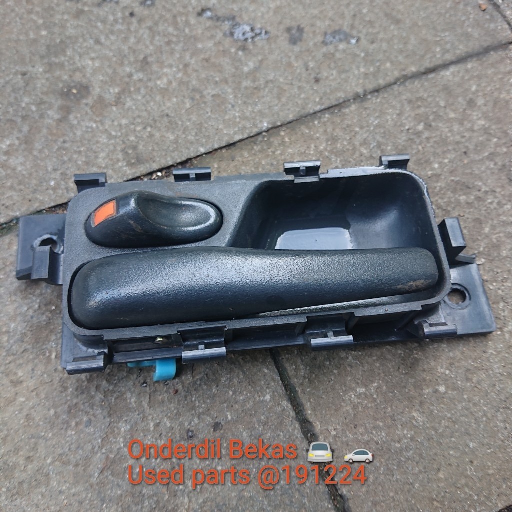 handle dalam kiri LH hyundai elantra