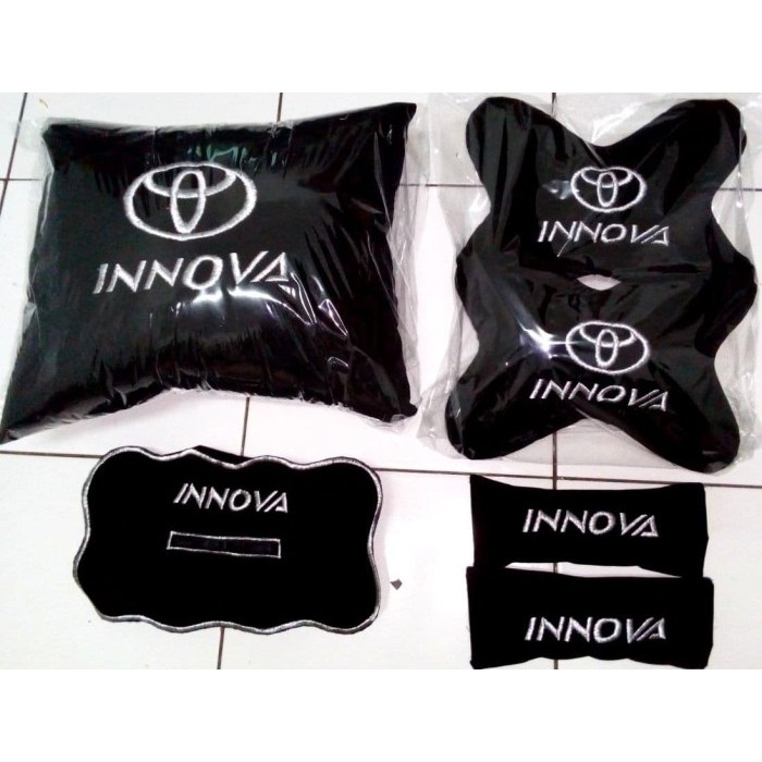 Aksesoris Mobil Bantal Mobil Toyota Kijang Innova