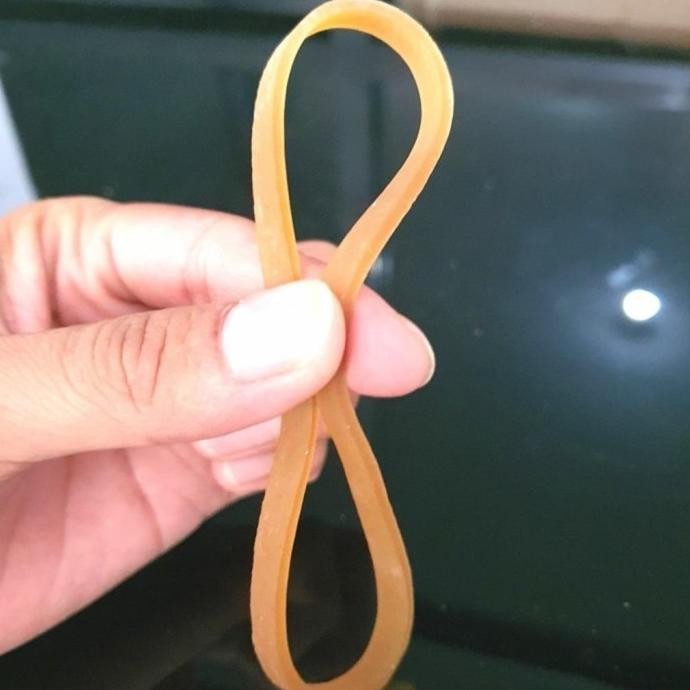 

Viral Karet Gelang Besar Panjang 10 Cm Tebal 0.5 Cm Neo