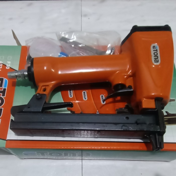 

Tembakan Angin Etona 1022J