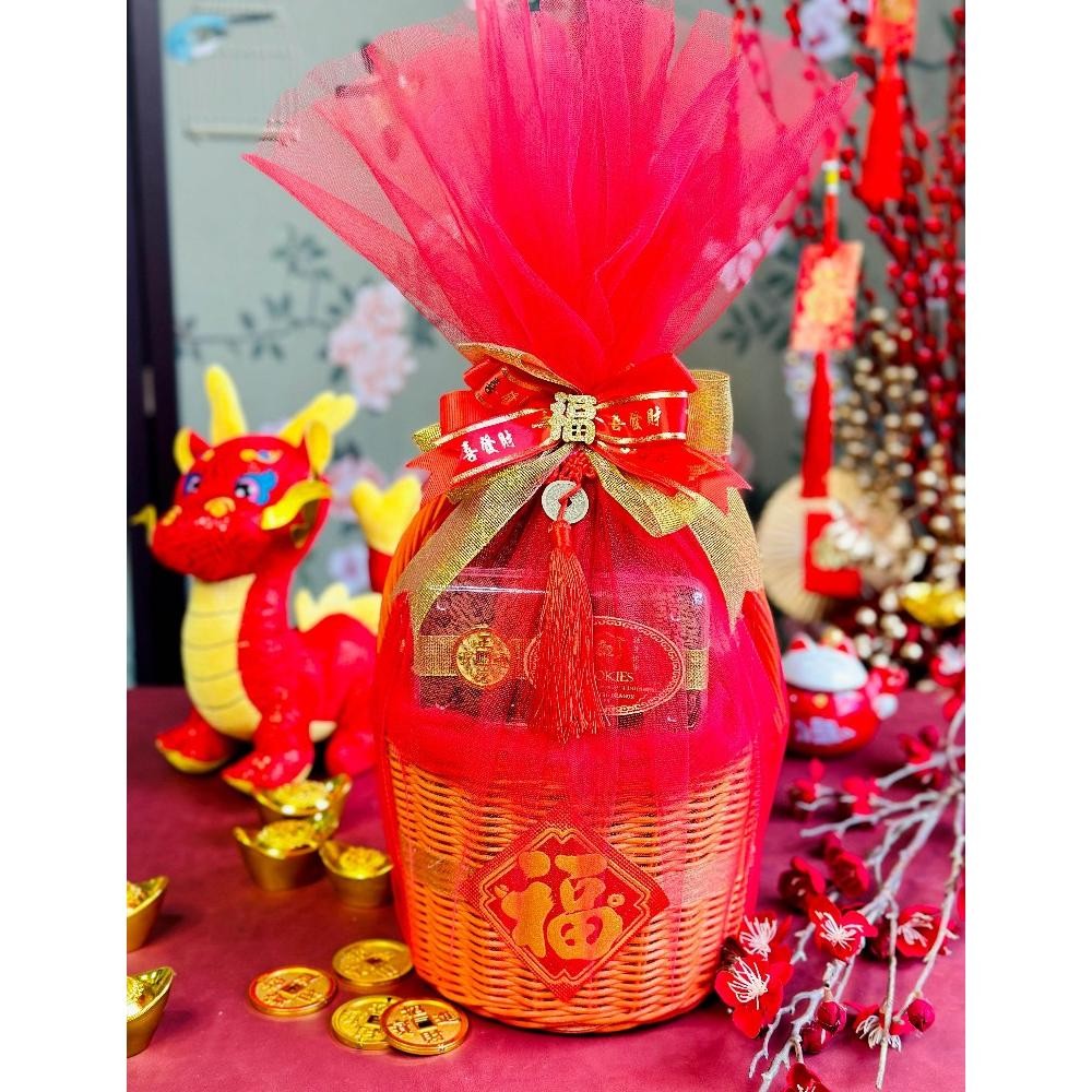

CR - HAMPERS IMLEK GONGXI 06 KADO BINGKISAN HADIAH PARCEL KUE KERING PARCEL SINCIA CNY UNIK TERMURAH TERLARIS