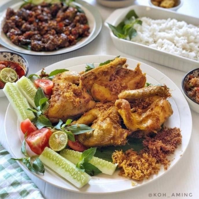 

Ayam Kalasan Asin ( Ayam Kuning Plus Sambal ) Stok Terbatas