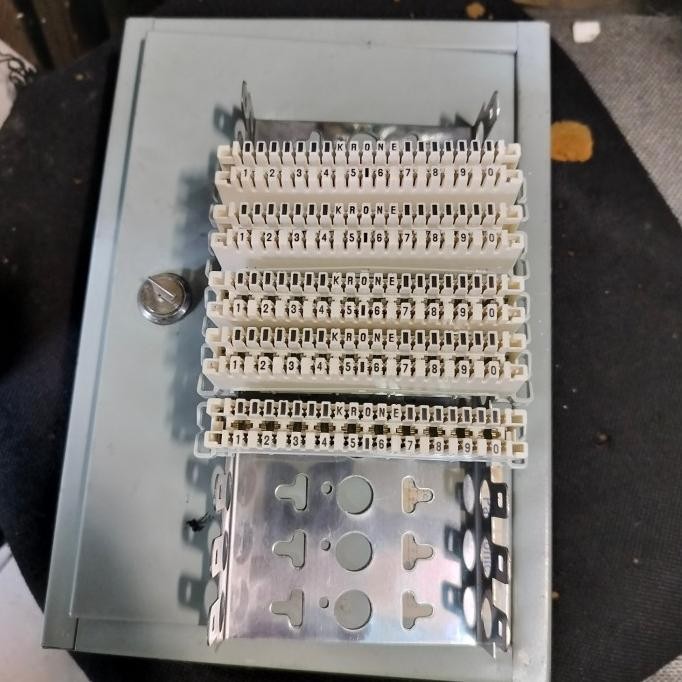 TERMINAL BOX PABX TELEPON