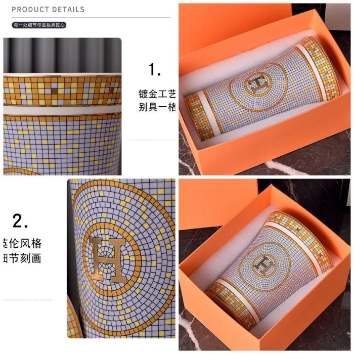 Vas Bunga Hermes Ceramic Vas Luxury Decoration