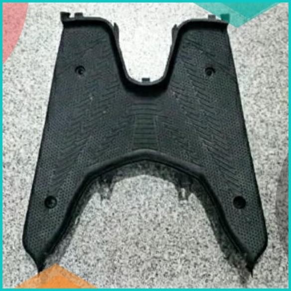 STEP FLOOR ATAU DEK ATAS UNTUK MOTOR HONDA VARIO 110 KARBU LAMA 07D35Z