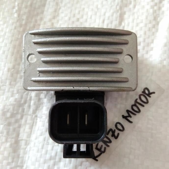 IC REGULATOR DINAMO CAS ALTERNATOR KIA CARNIVAL DIESEL SEDONA TRAVELLO ORIGINAL