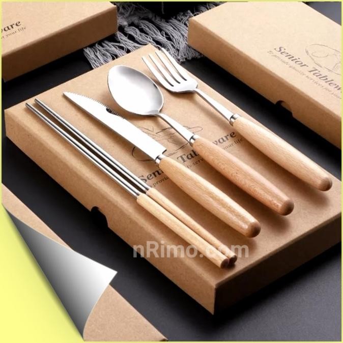 

Berkualitas Sendok Garpu Pisau Sumpit Stainless Steel Gagang Kayu Alat Makan Set