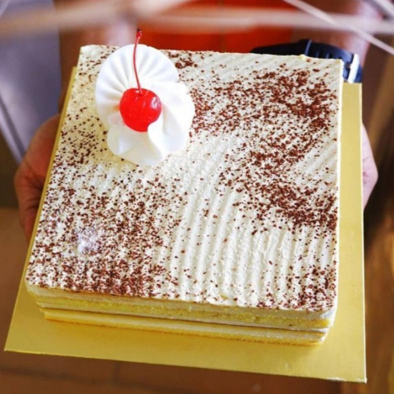 

Kue ulang tahun / Kue Enak TIRAMISU CAKE - Birthday Cake / Kue Ulang Tahun Ultah (15 cm)