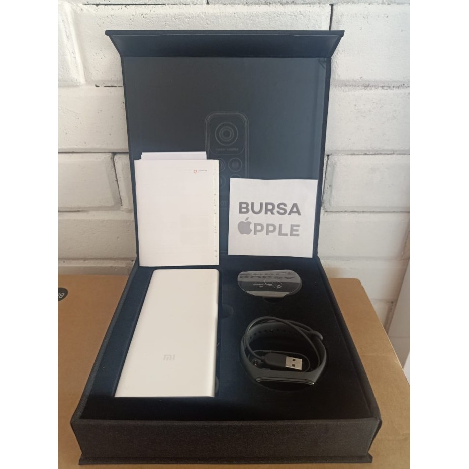 Xiaomi Gift Box SET (Powerbank, Miband 4, TWS Earbuds Basic 2)