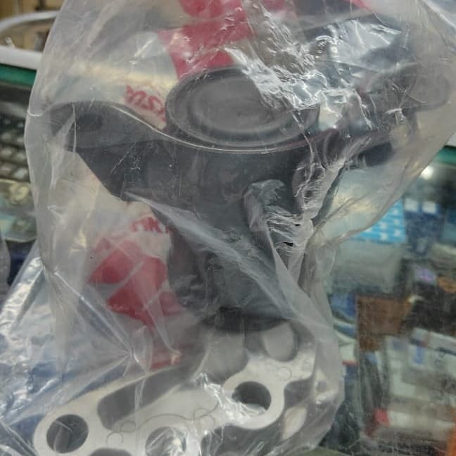 Engine Mounting Ertiga Depan Kanan