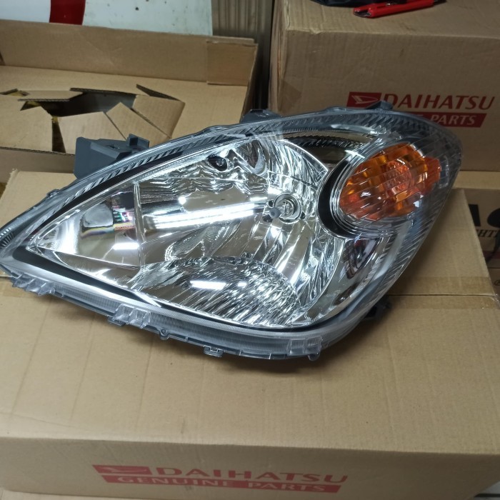 Head Lamp Lampu Depan Avanza Xenia 2007 2008 2009 2010 2011 (Original)