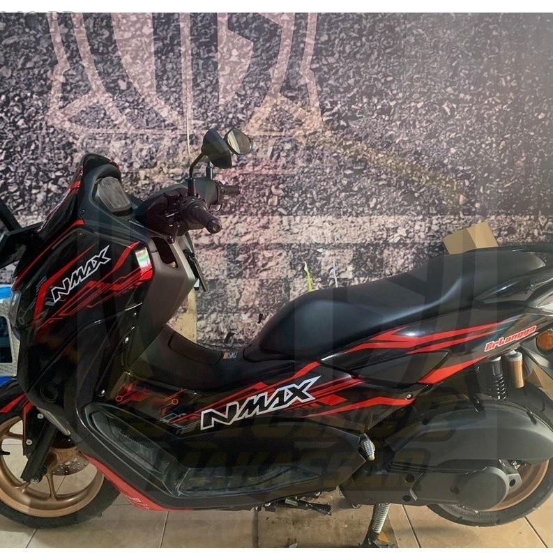 Striping Decal Stiker Variasi Aksesoris Emblem Seteriping ALL NEW NMAX N MAX Full Body 2022 2021