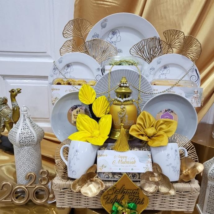 

Sale! Paket Dekorasi Lebaran Idul Fitri Hampers Parcel Hadiah Kue Kering 045
