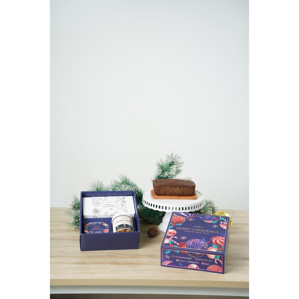 

Greg's Banana Cake Christmas Hampers - Bell