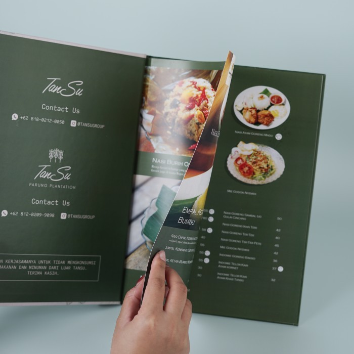 

Cetak Buku Menu Waterproof Fancy Print Menu Restoran Cafe A4 Jilid Baut Custom Selaras Printing