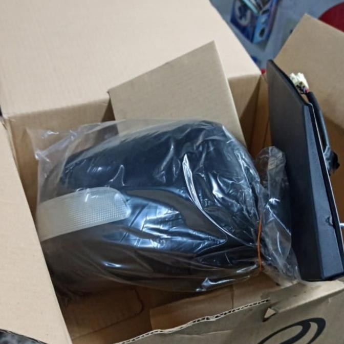 " Spion Daihatsu Sirion 2007-2010