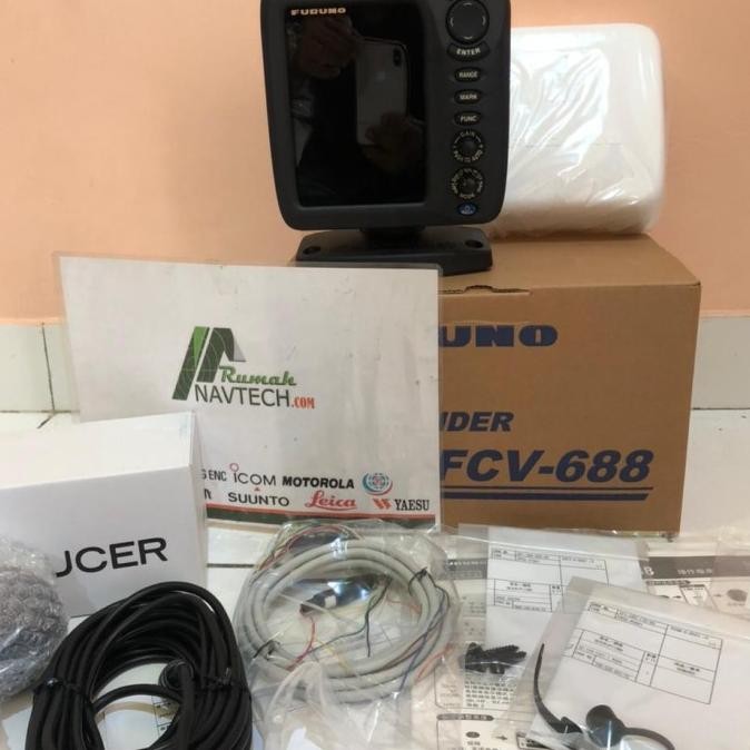 Echosounder Furuno FCV688 FCV 688