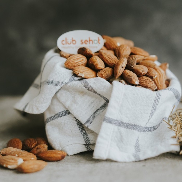 

Almond Whole Natural, 500gr HOT PROMO
