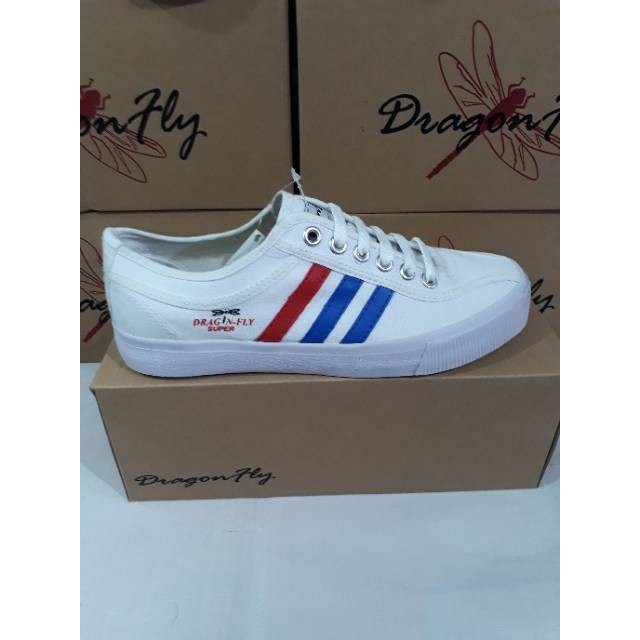 Promo Sepatu Capung Dragon Fly Putih Original Voli Dan Badminton