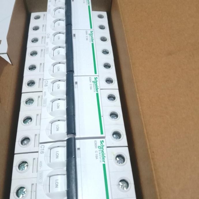 MCB IC60H C 16A 3P SCHNEIDER / mcb 3p 16a schneider