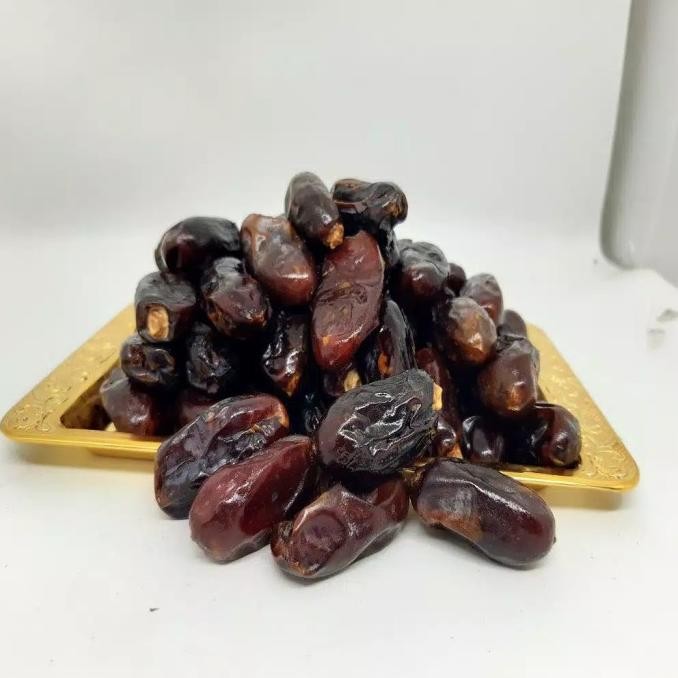 

Baru Kurma Madinah Super 1 Kg / Kurma Madinah Rabbe / Rabe