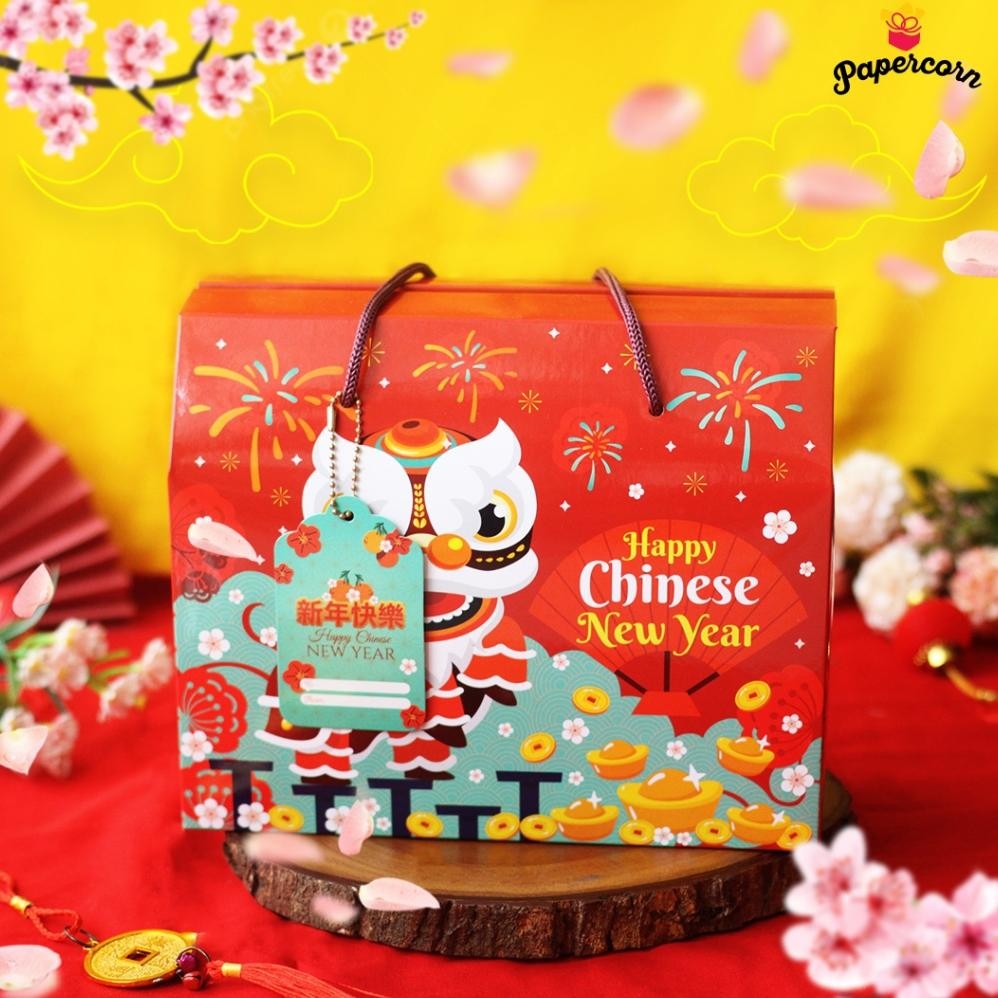 

BR - 10 Pcs Gable Box Imlek - Barongsai / Box Hampers Imlek Uk 24*12*20 cm + Free Tag TERLARIS