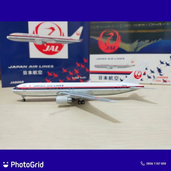 Japan Airlines Boeing 767-300er JA8268 Phoenix 1:400