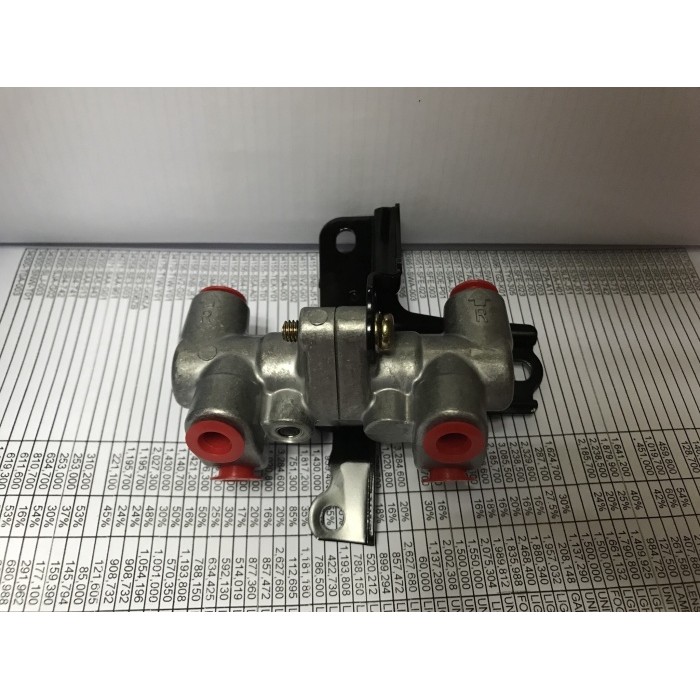 Pembagi Minyak Rem Honda Civic Genio,Estilo,Grand Civic,Nova,Wonder