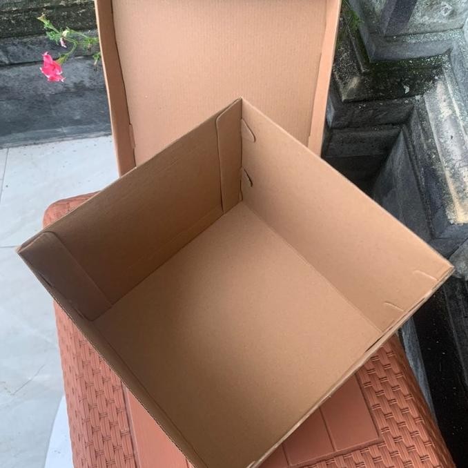 ___] gift box kotak kado besar hamper 30 x 30 x 25 cm