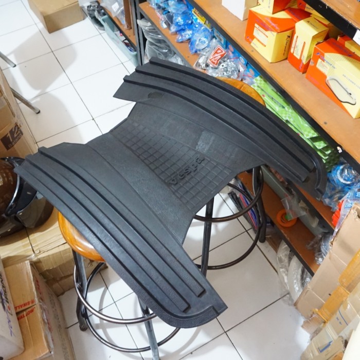 {{{{}}] Aksesoris Vespa Karpet Sambung Vespa PX