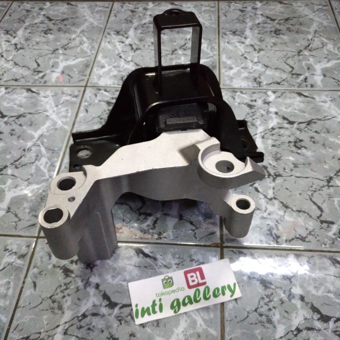 Mounting Engine Mounting Kanan Nissan Xtrail T31 2000Cc Oem Quality