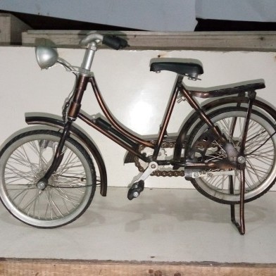 replika sepeda onthel jadul